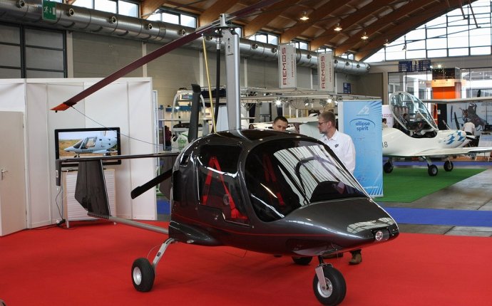 Автожиры на выставке AERO-2012 Friedrichshafen. - Как дела? Да