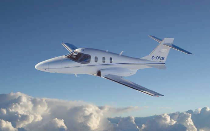 Легкомоторные самолеты от Diamond Aircraft будут производить в УФО